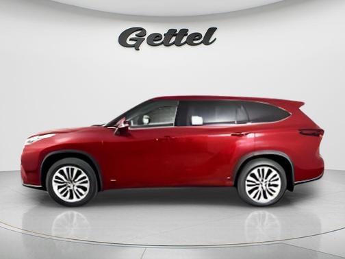 Ruby Flare Pearl 2022 Toyota Highlander Hybrid XLE