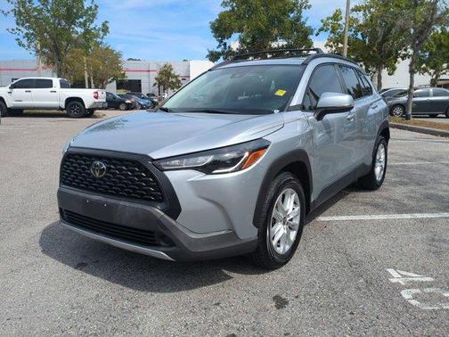 2022 Toyota Corolla Cross LE