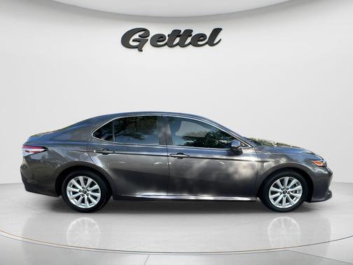 Predawn Gray Mica 2018 Toyota Camry LE