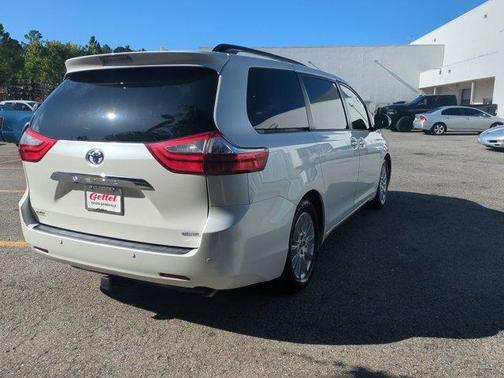 2016 Toyota Sienna Limited