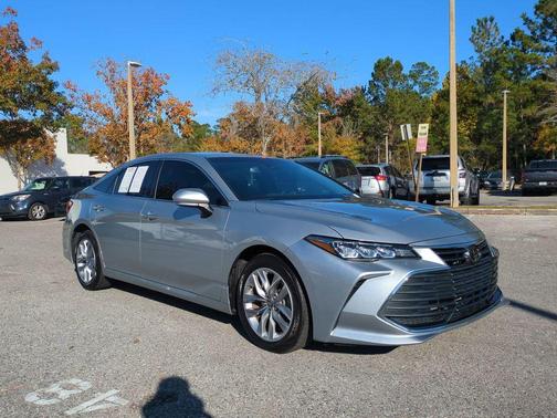 2022 Toyota Avalon XLE