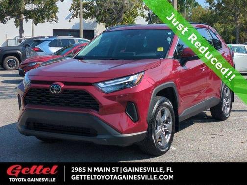 2022 Toyota RAV4 XLE