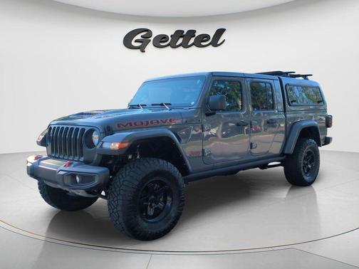Sting Gray Clearcoat 2022 Jeep Gladiator Mojave