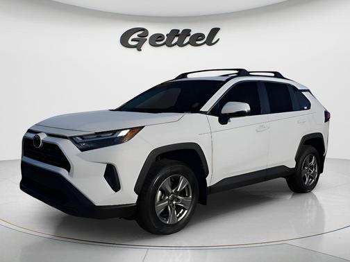 Ice 2024 Toyota RAV4 XLE