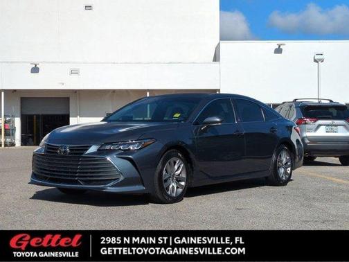 2022 Toyota Avalon XLE