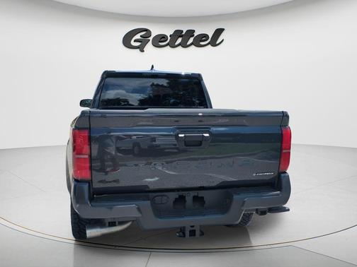 2025 Toyota Tacoma Hybrid TRD Sport