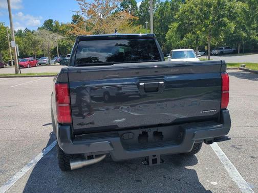 2025 Toyota Tacoma Hybrid TRD Sport