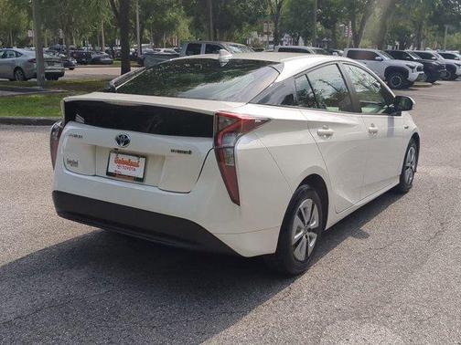 2017 Toyota Prius Three