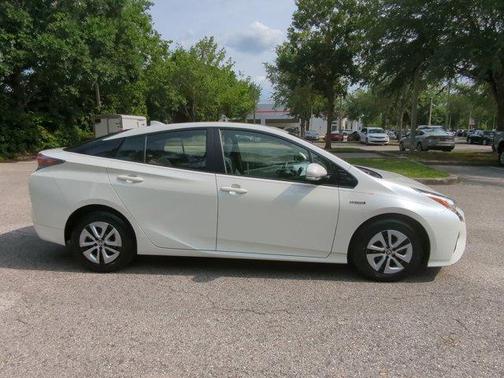 2017 Toyota Prius Three