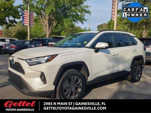2022 Toyota RAV4 Hybrid XLE Premium