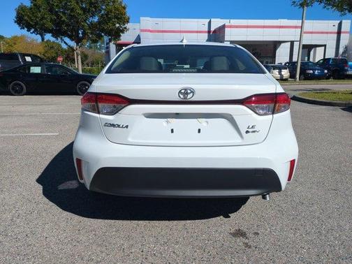 2026 Toyota Corolla Hybrid LE