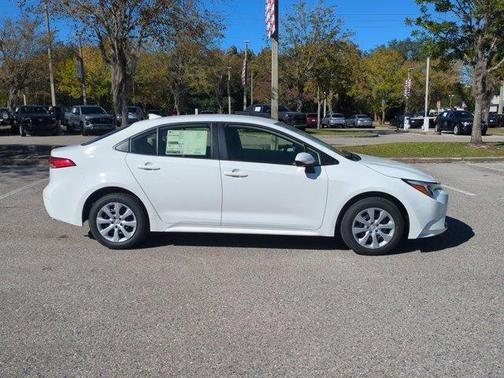 2026 Toyota Corolla Hybrid LE