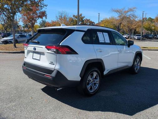 2023 Toyota RAV4 Hybrid LE
