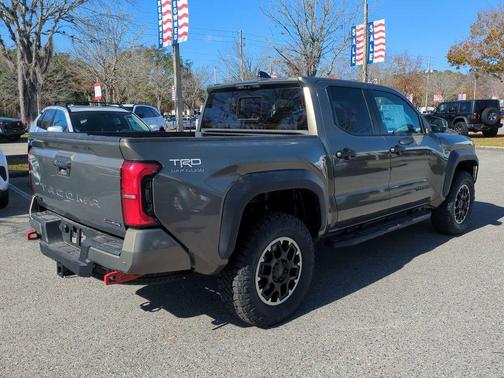 2025 Toyota Tacoma Hybrid TRD Off Road