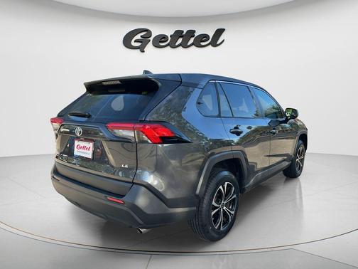 Magnetic Gray Metallic 2022 Toyota RAV4 LE