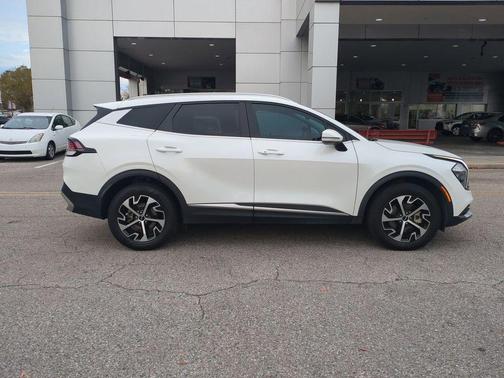 2023 Kia Sportage Hybrid EX