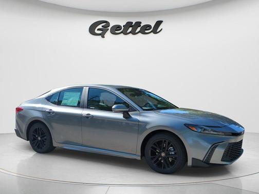 Metal 2026 Toyota Camry SE