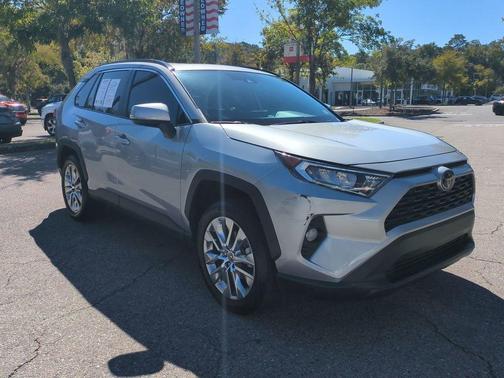 2021 Toyota RAV4 XLE Premium