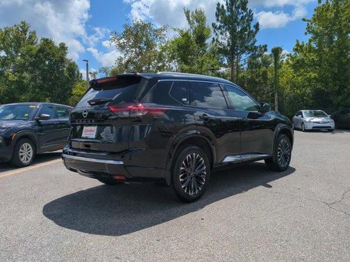 2024 Nissan Rogue Platinum