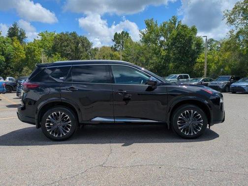 2024 Nissan Rogue Platinum