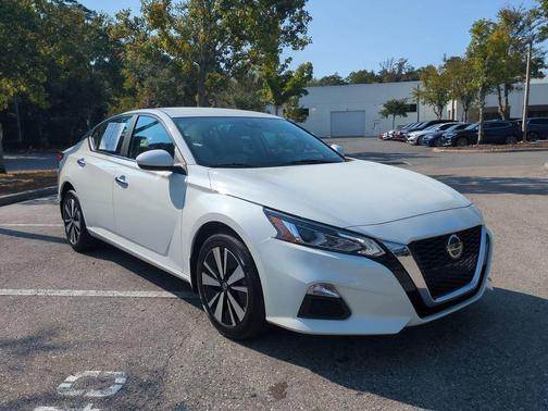 2021 Nissan Altima 2.5 SV