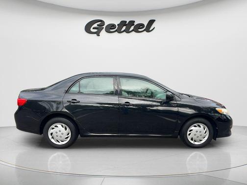 Black Sand Pearl 2009 Toyota Corolla LE