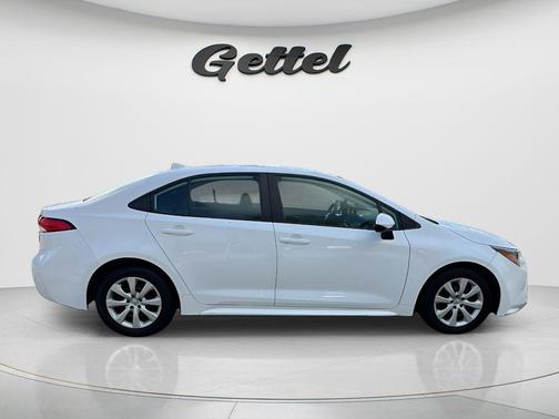Ice 2024 Toyota Corolla LE