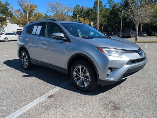 2018 Toyota RAV4 Hybrid LE