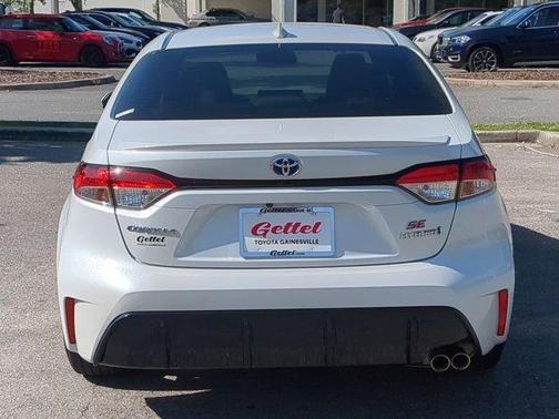 2024 Toyota Corolla Hybrid SE