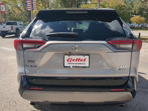 2025 Toyota RAV4 Hybrid XSE