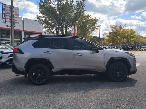 2025 Toyota RAV4 Hybrid XSE