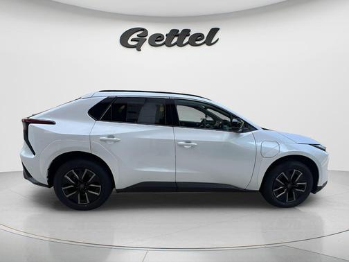 Desert Wind 2026 Toyota bZ XLE PLUS