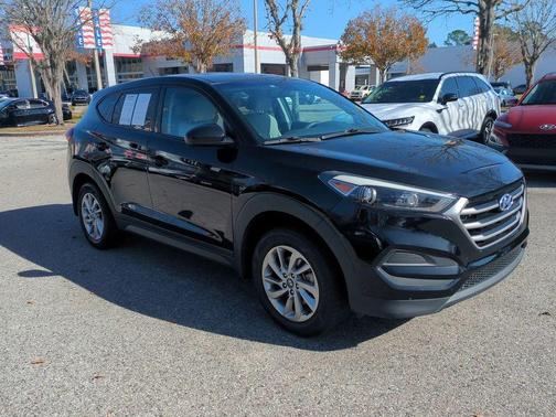 2018 Hyundai TUCSON SE