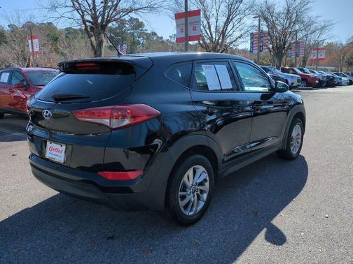 2018 Hyundai TUCSON SE