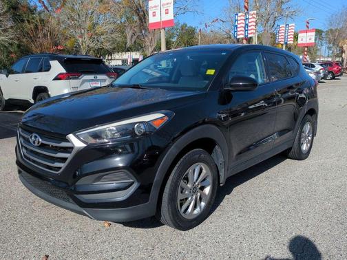 2018 Hyundai TUCSON SE