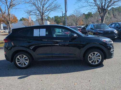 2018 Hyundai TUCSON SE