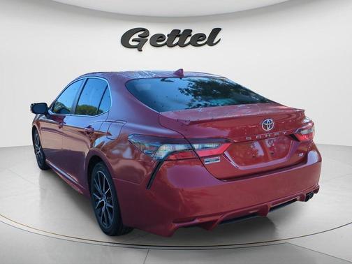 Red 2021 Toyota Camry SE