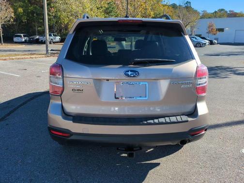 2015 Subaru Forester 2.5i Touring