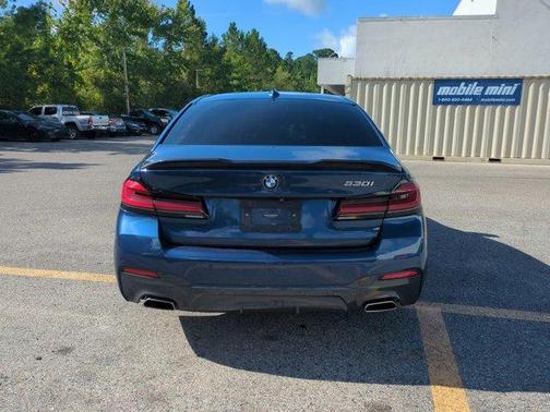 2021 BMW 530 i