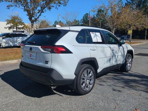 2023 Toyota RAV4 XLE Premium