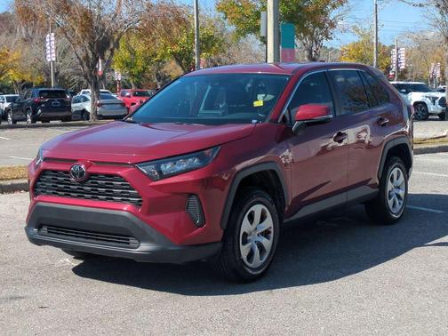 2022 Toyota RAV4 LE