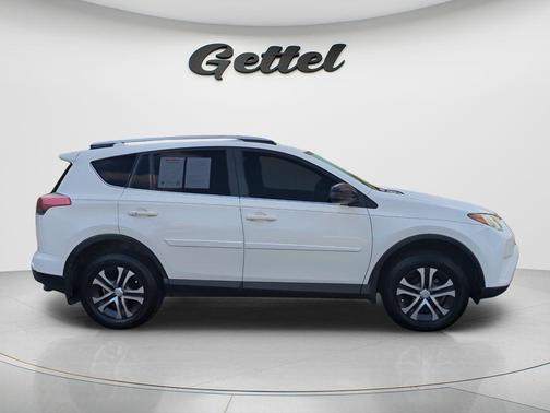 Super White 2017 Toyota RAV4 LE