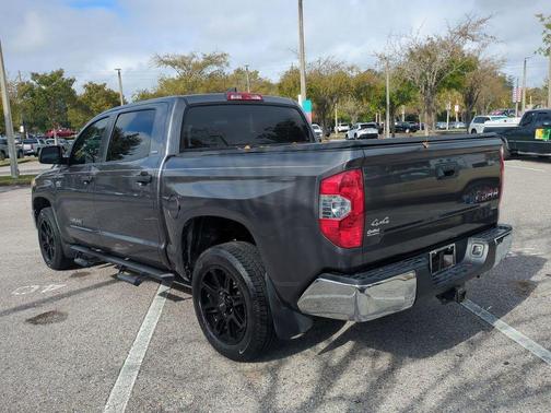 2020 Toyota Tundra SR5