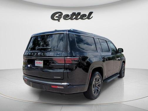 Diamond Black 2024 Jeep Wagoneer Series II