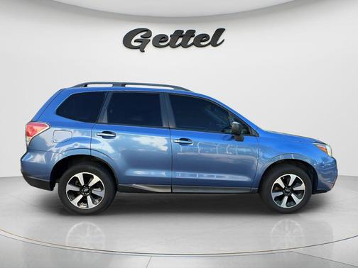 Quartz Blue 2017 Subaru Forester 2.5i