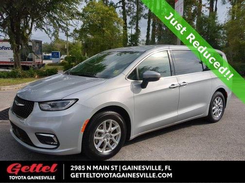 2023 Chrysler Pacifica Touring-L
