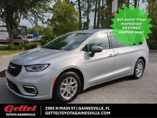 2023 Chrysler Pacifica Touring-L