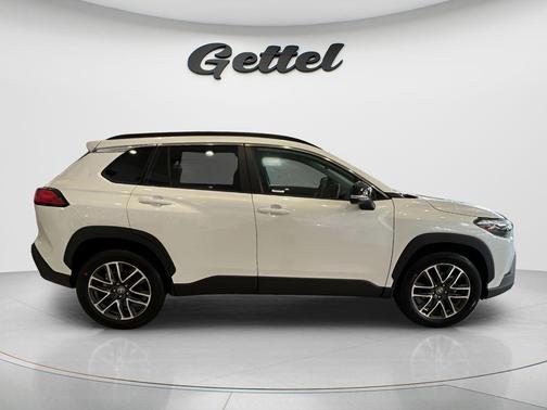 Wind Chill Pearl 2026 Toyota Corolla Cross XLE