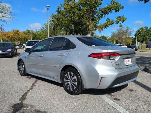 2021 Toyota Corolla Hybrid LE