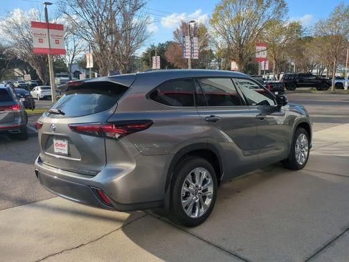 2026 Toyota Highlander Limited